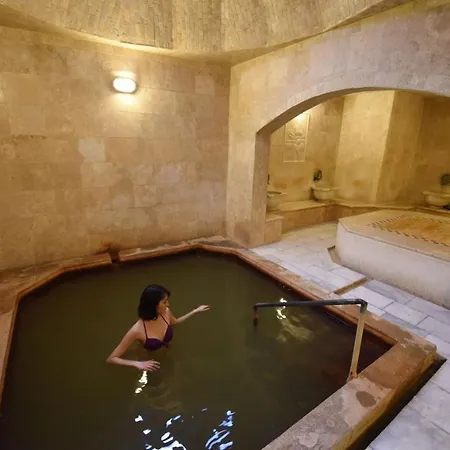 In Bb - Dbl With Thermal Bath ,dinner Breakfast Included